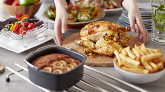 en mängd olika rätter gjorda i en Airfryer
